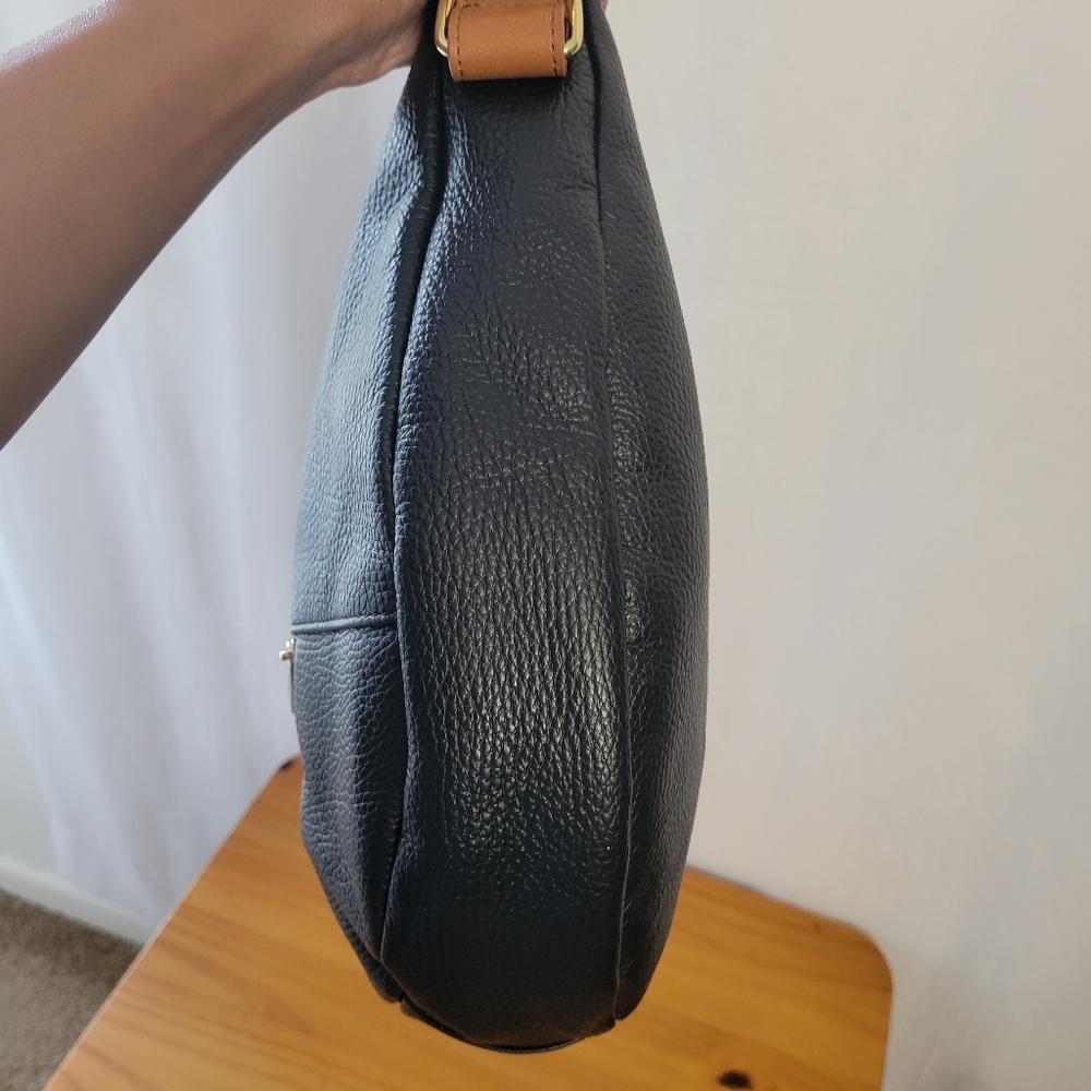 Valentina Leather Hobo Bag - Picture 4 of 15